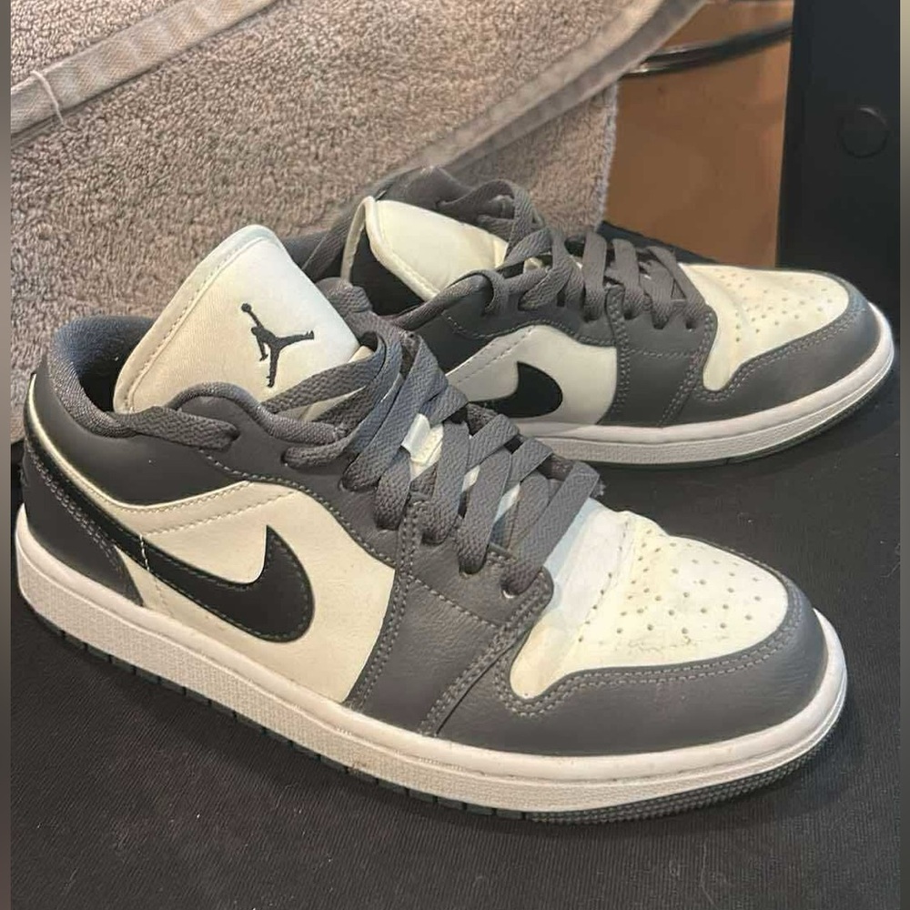 Women’s Nike Jordan Dunks